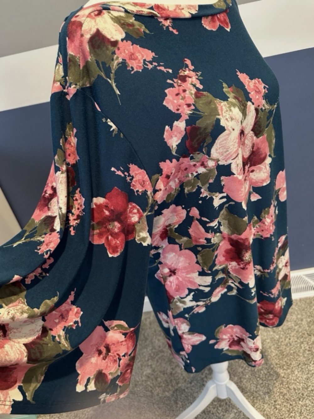 PERFECT PEACH Women’s Pink Floral Navy Blue Flowy 3/4 Length Sleeve Top Size L